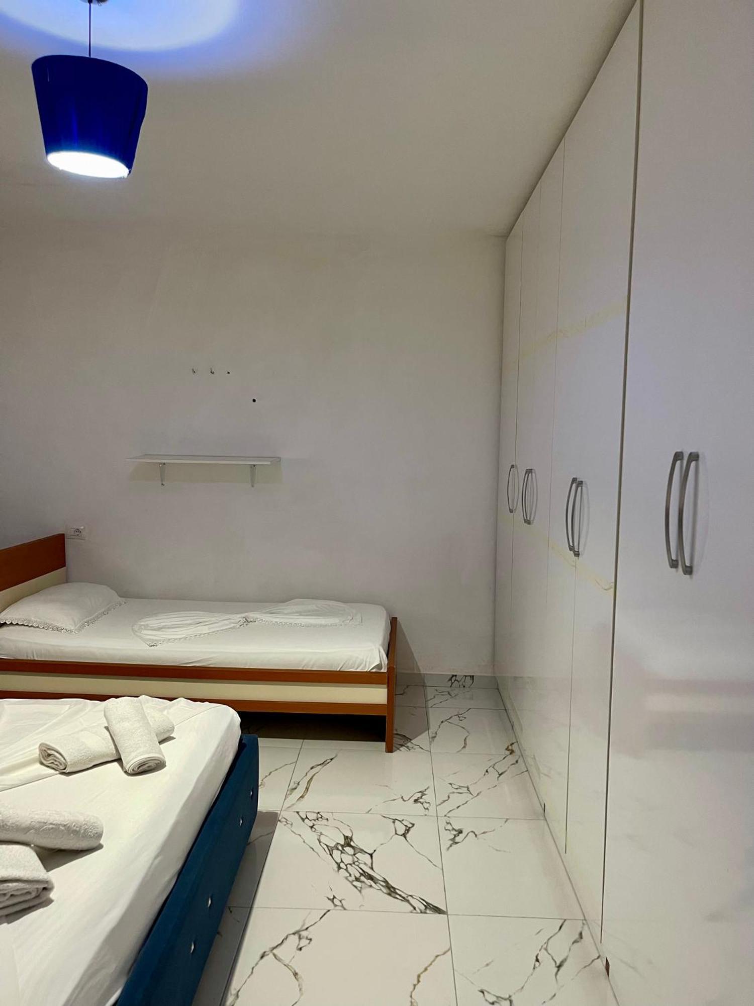 Guest House Dea Vlore Luaran gambar