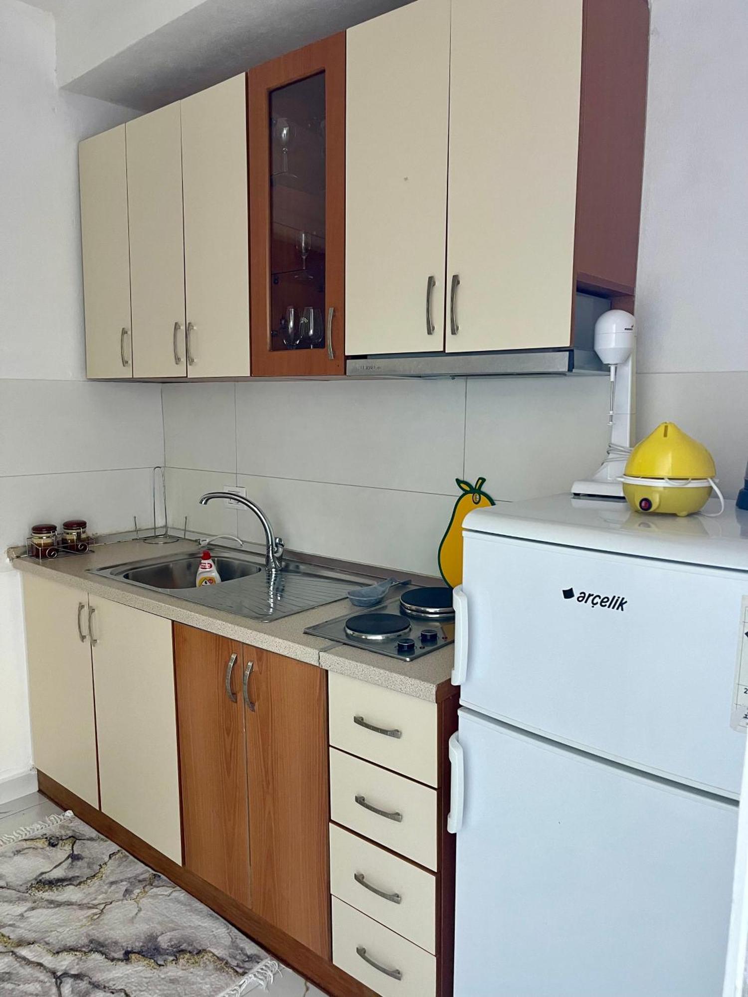 Guest House Dea Vlore Luaran gambar
