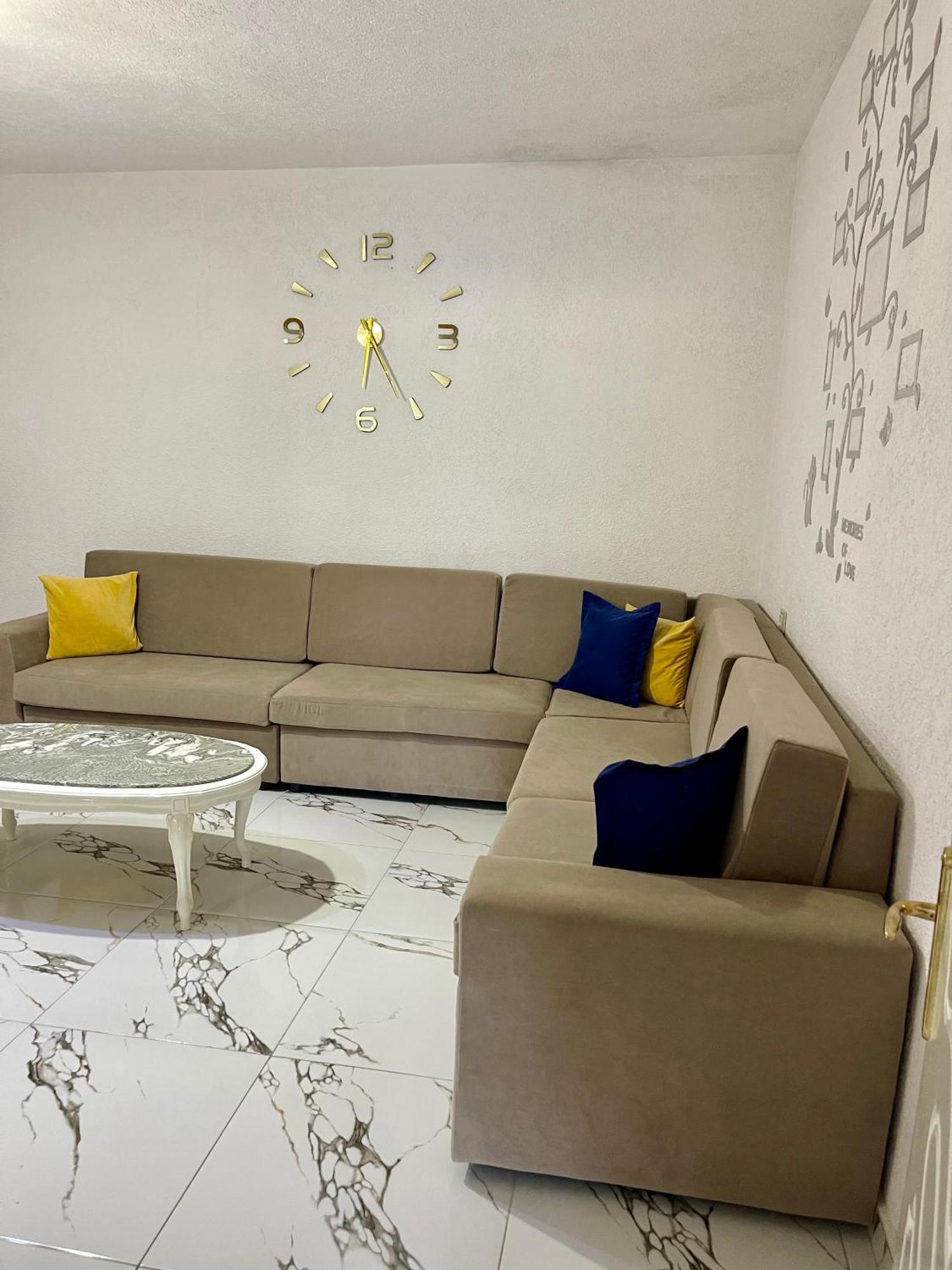 Guest House Dea Vlore Luaran gambar