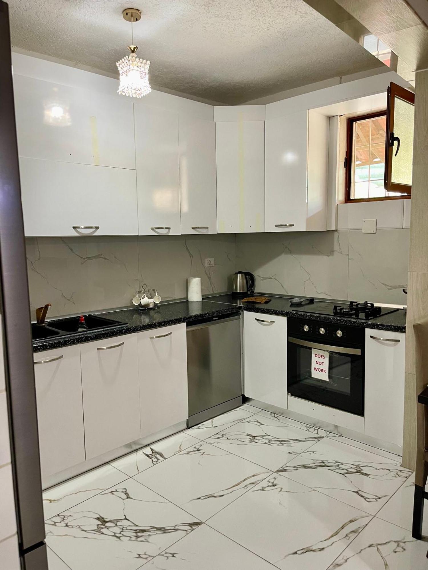 Guest House Dea Vlore Luaran gambar