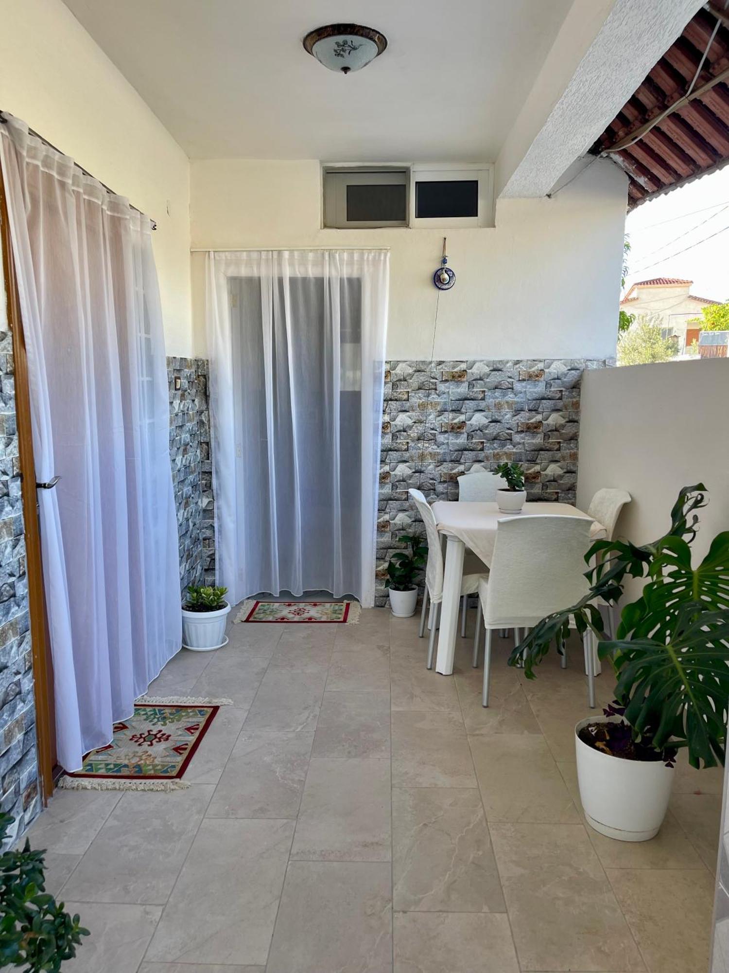 Guest House Dea Vlore Luaran gambar