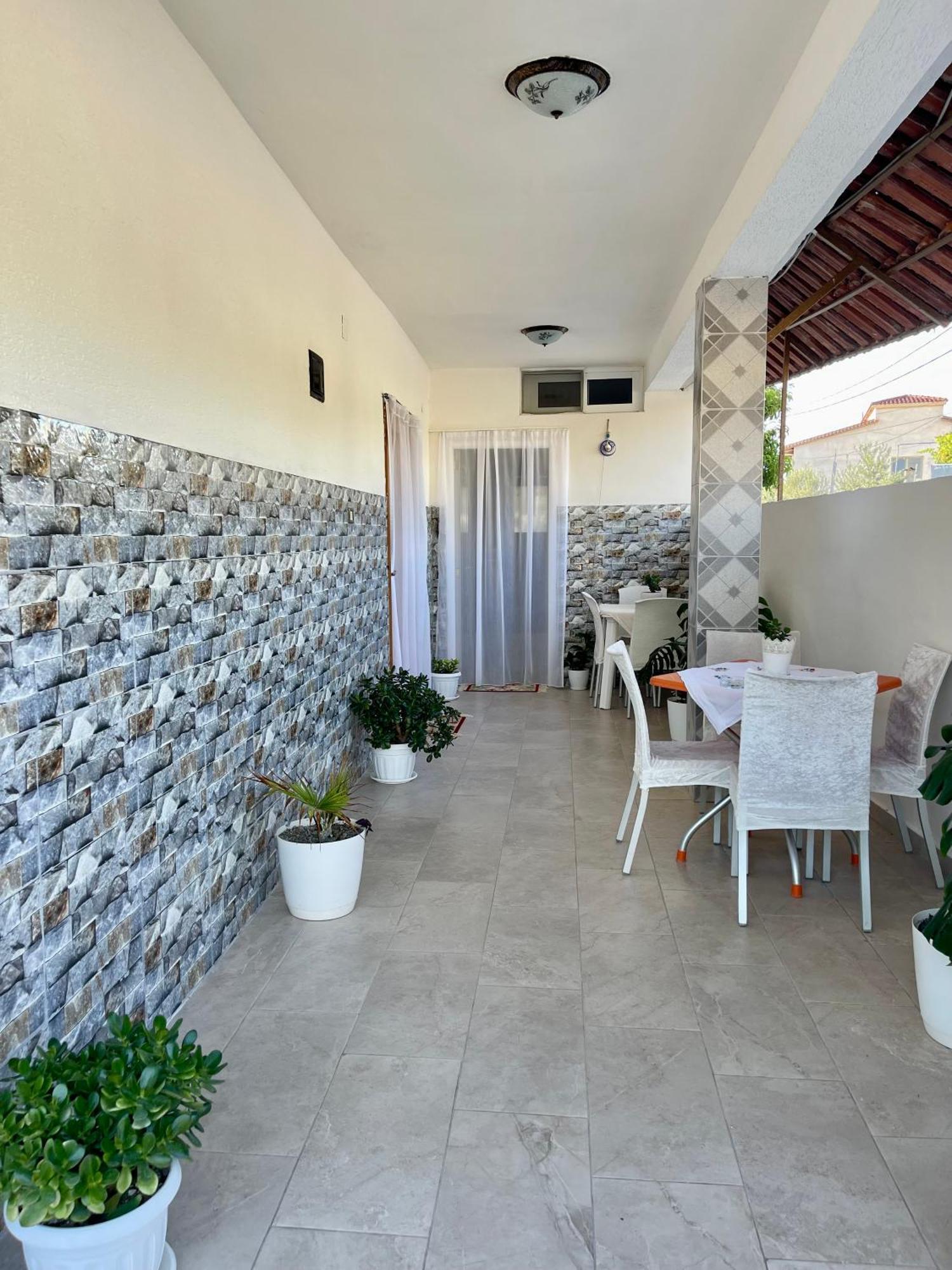 Guest House Dea Vlore Luaran gambar