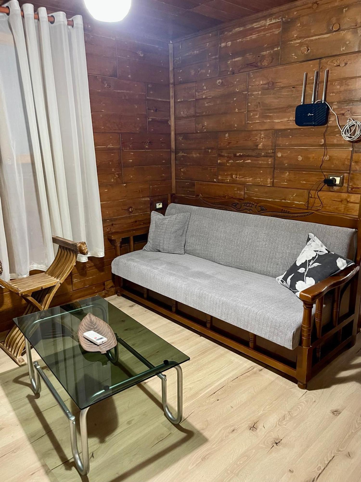 Guest House Dea Vlore Luaran gambar