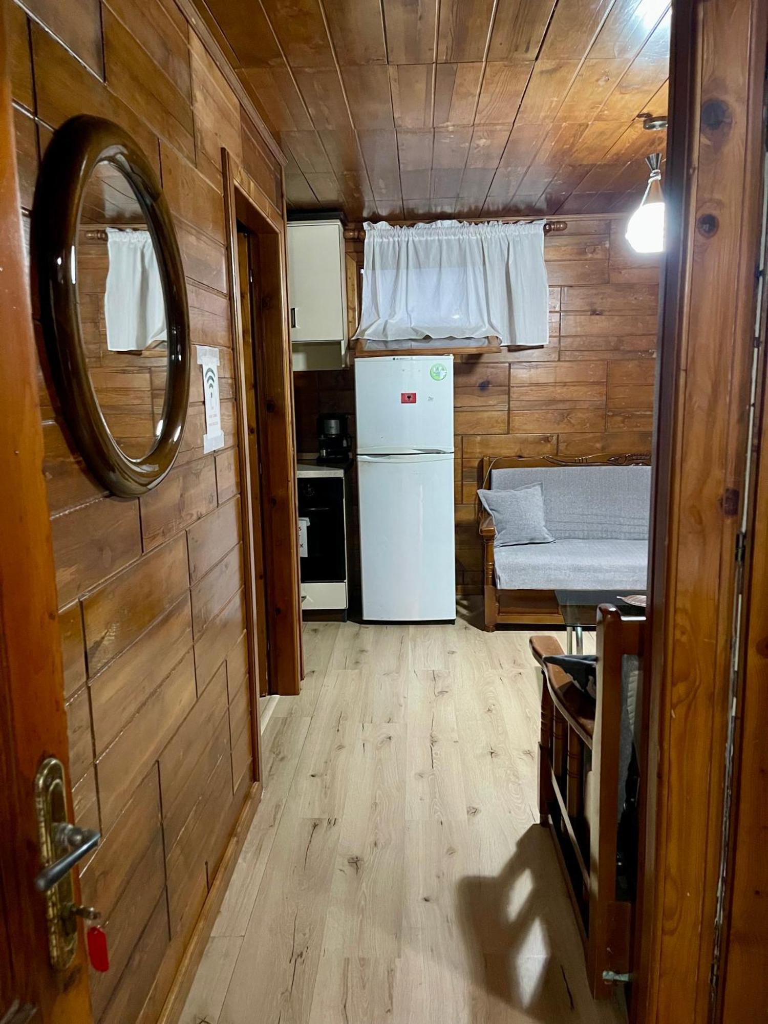 Guest House Dea Vlore Luaran gambar