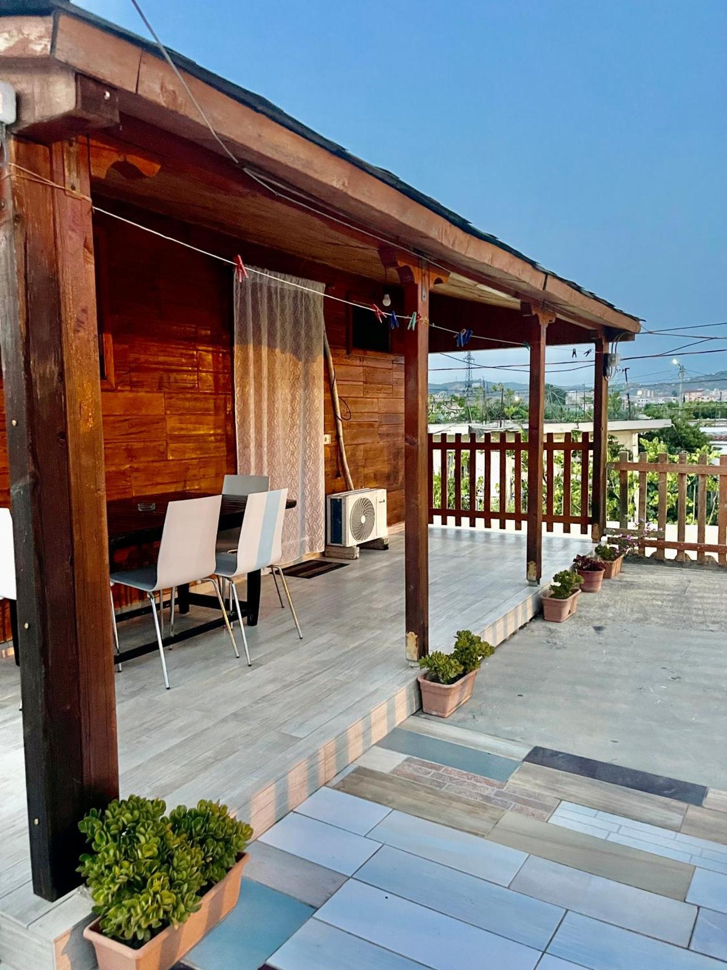 Guest House Dea Vlore Luaran gambar
